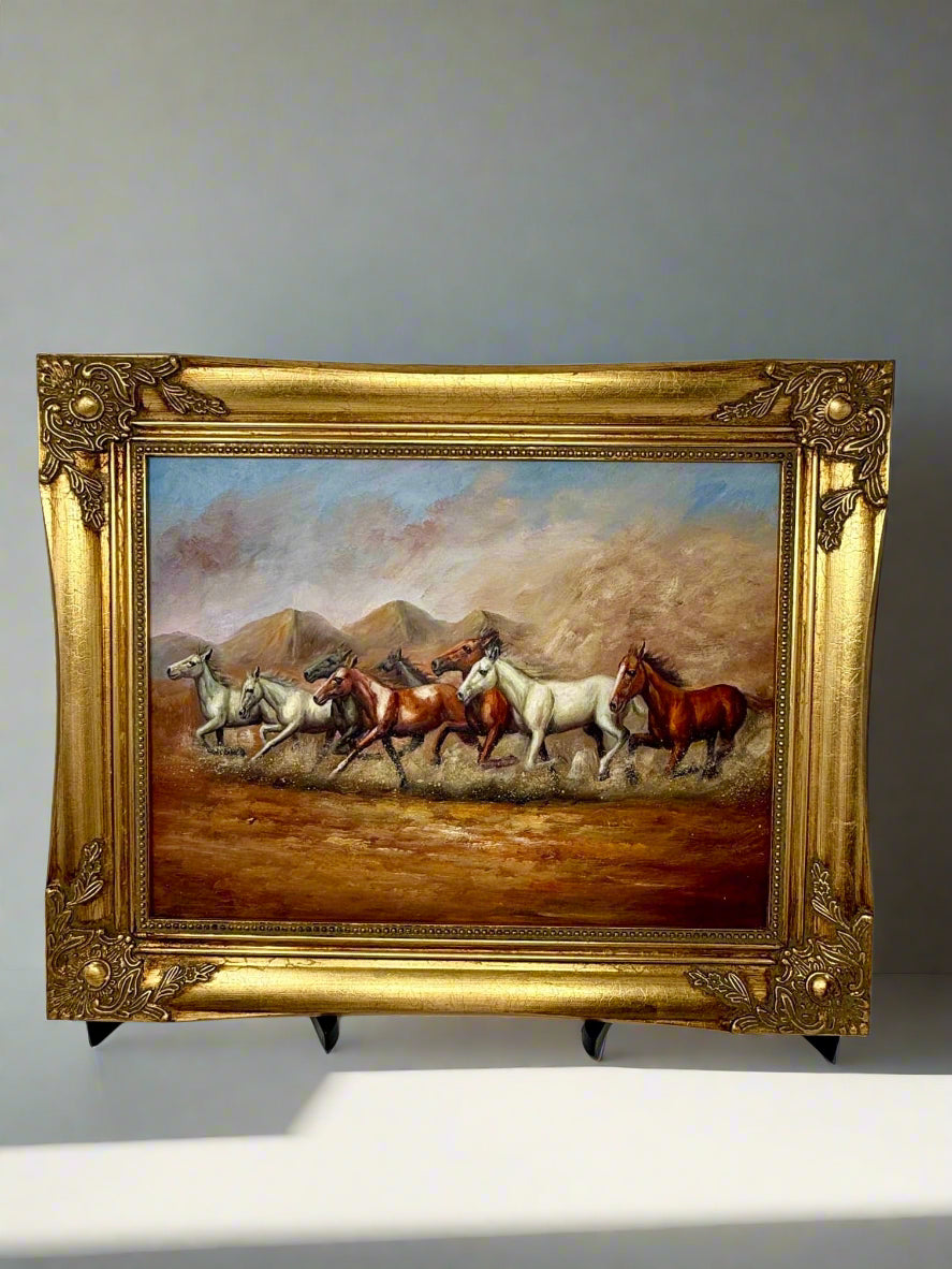 Galloping Echoes