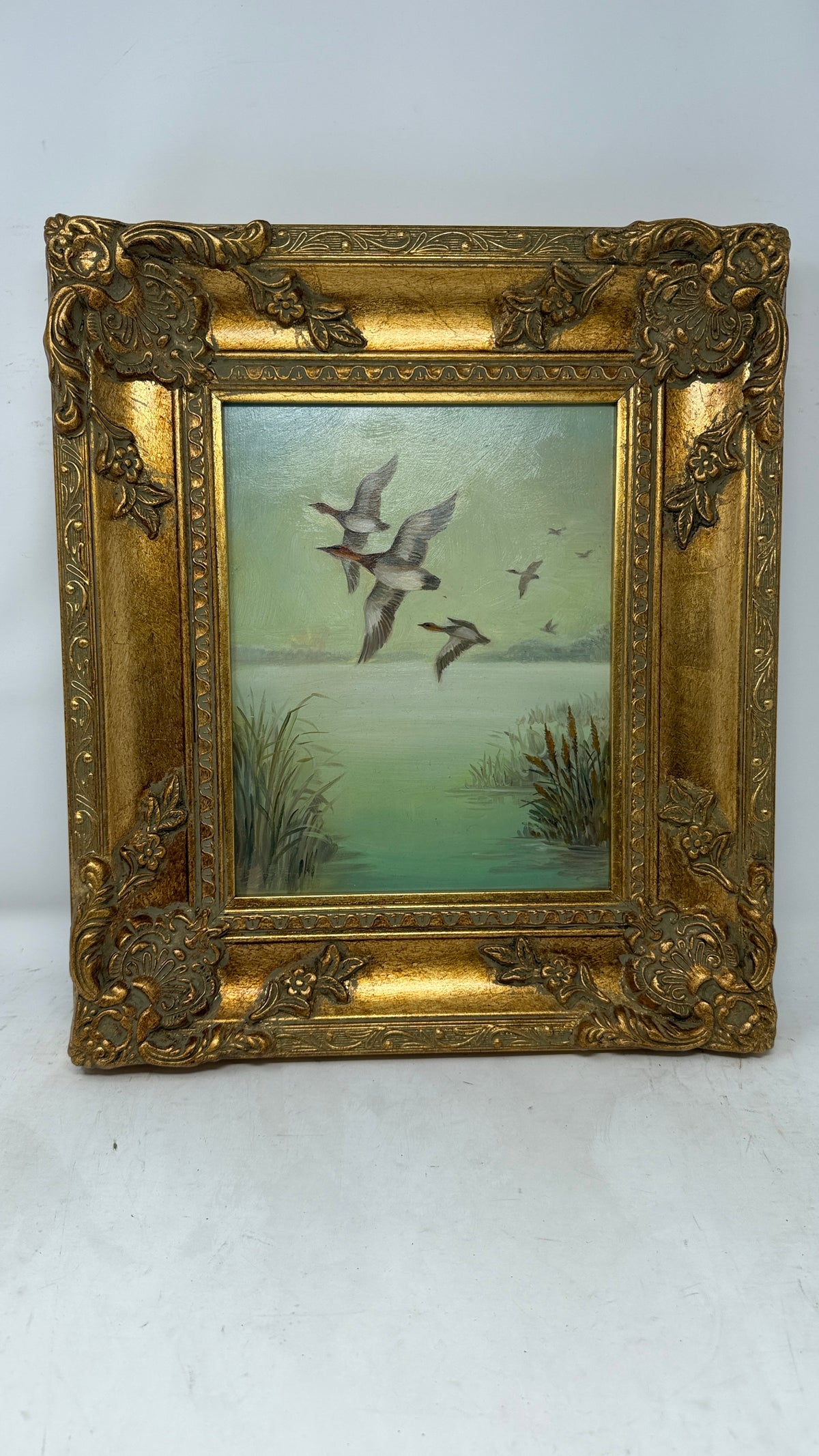 Château Scroll — Ornate Gold-Tone Frame