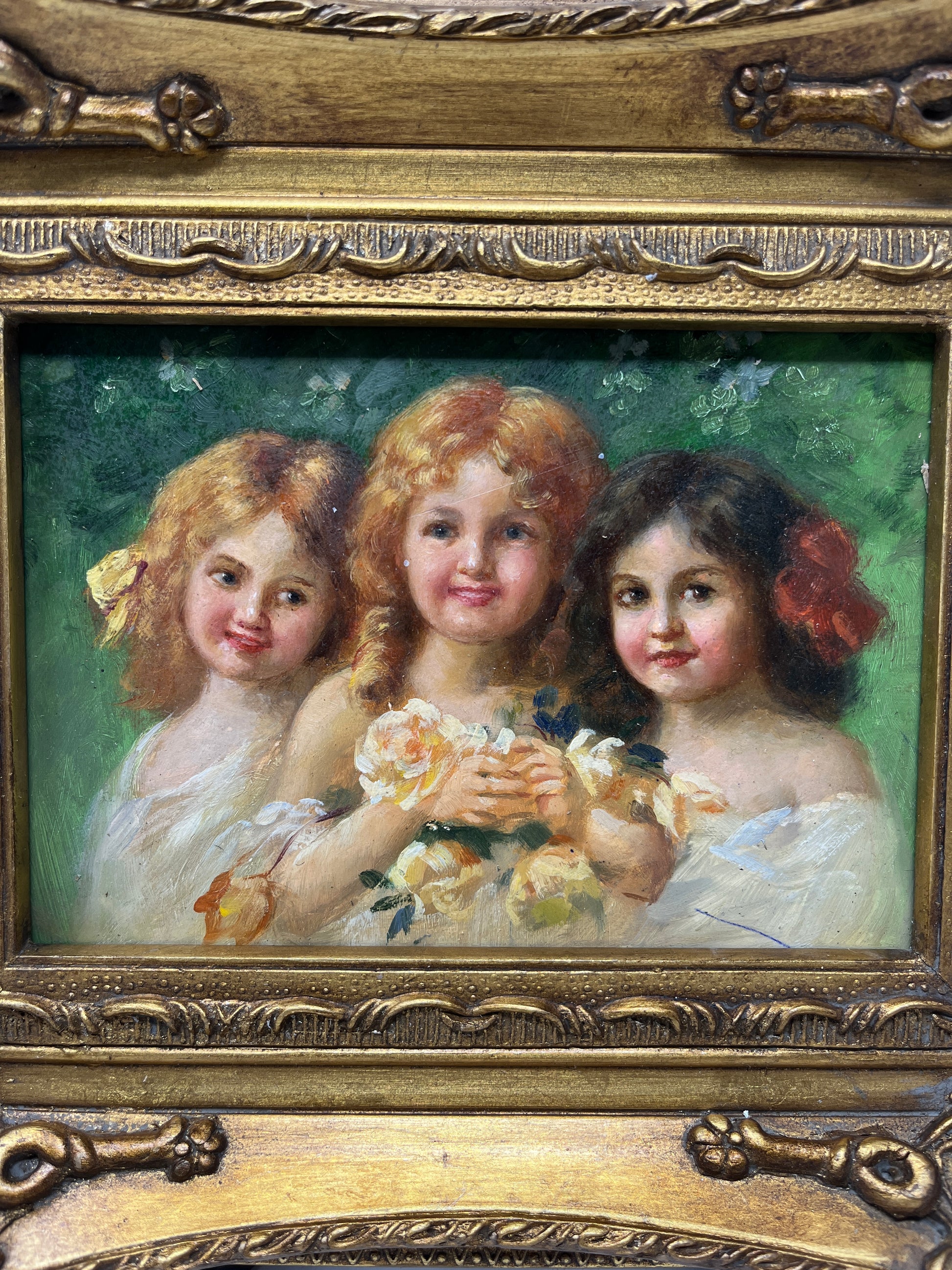 Innocence of Youth Three Cherubs with Roses - HeirloomSpace