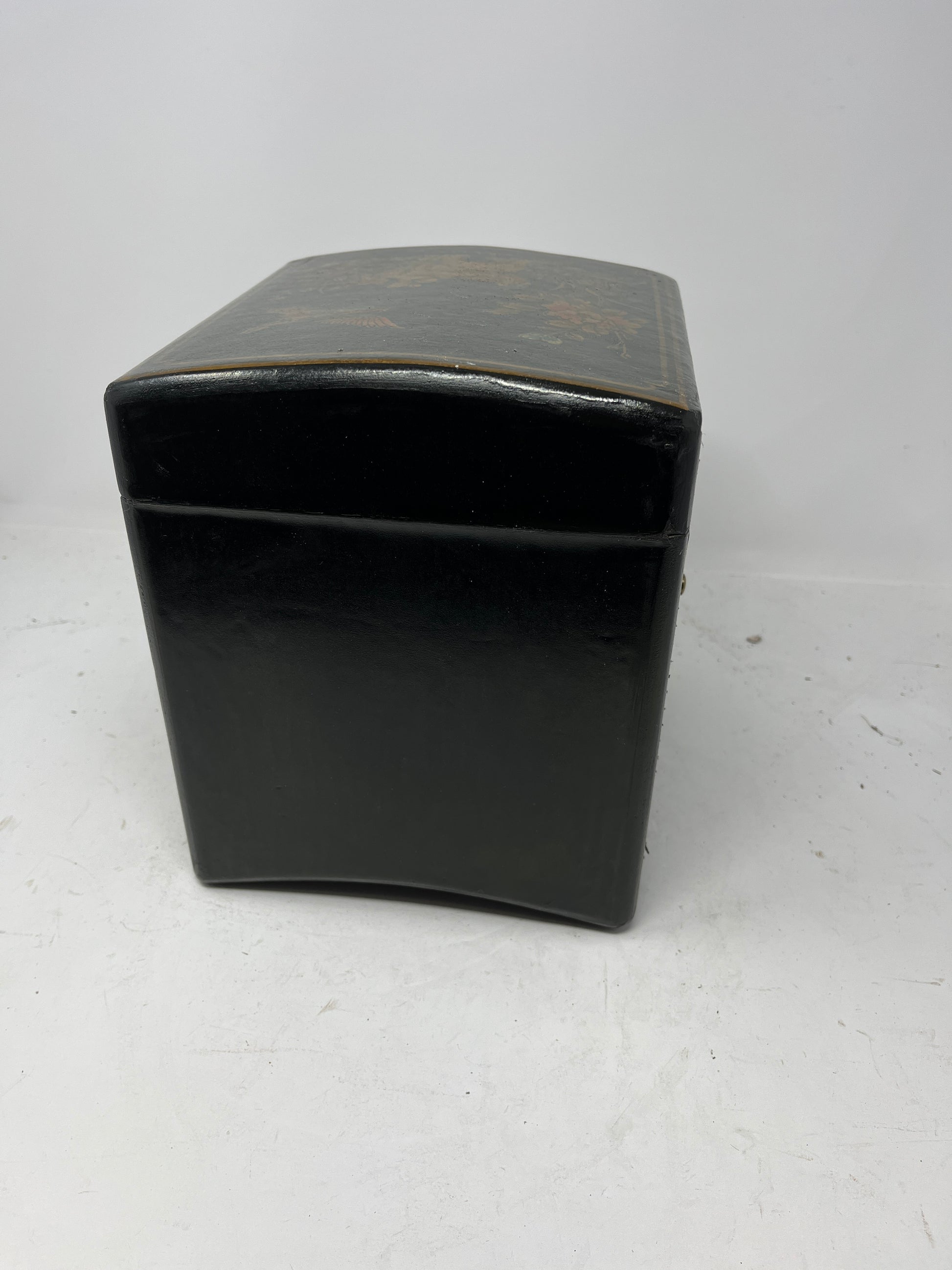 Vintage Asian Lacquered Jewelry Box with Brass Lock and Key - HeirloomSpace