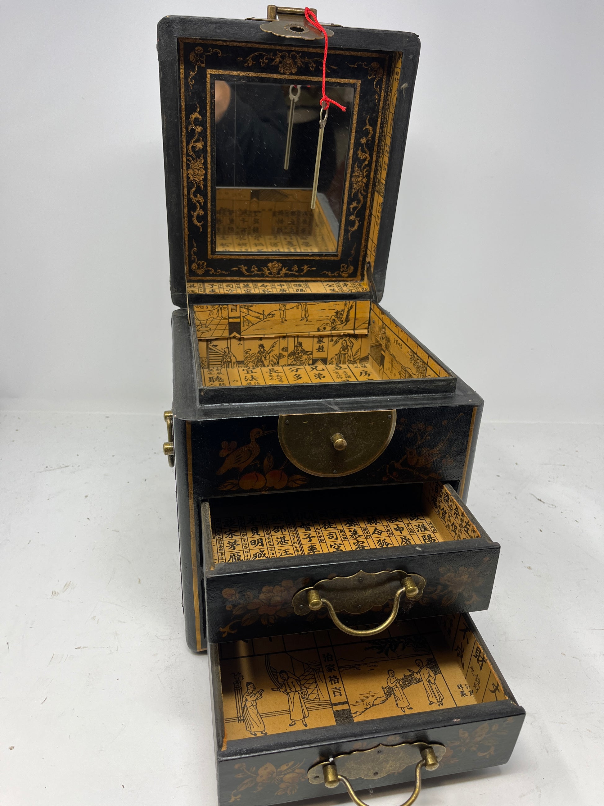 Vintage Asian Lacquered Jewelry Box with Brass Lock and Key - HeirloomSpace