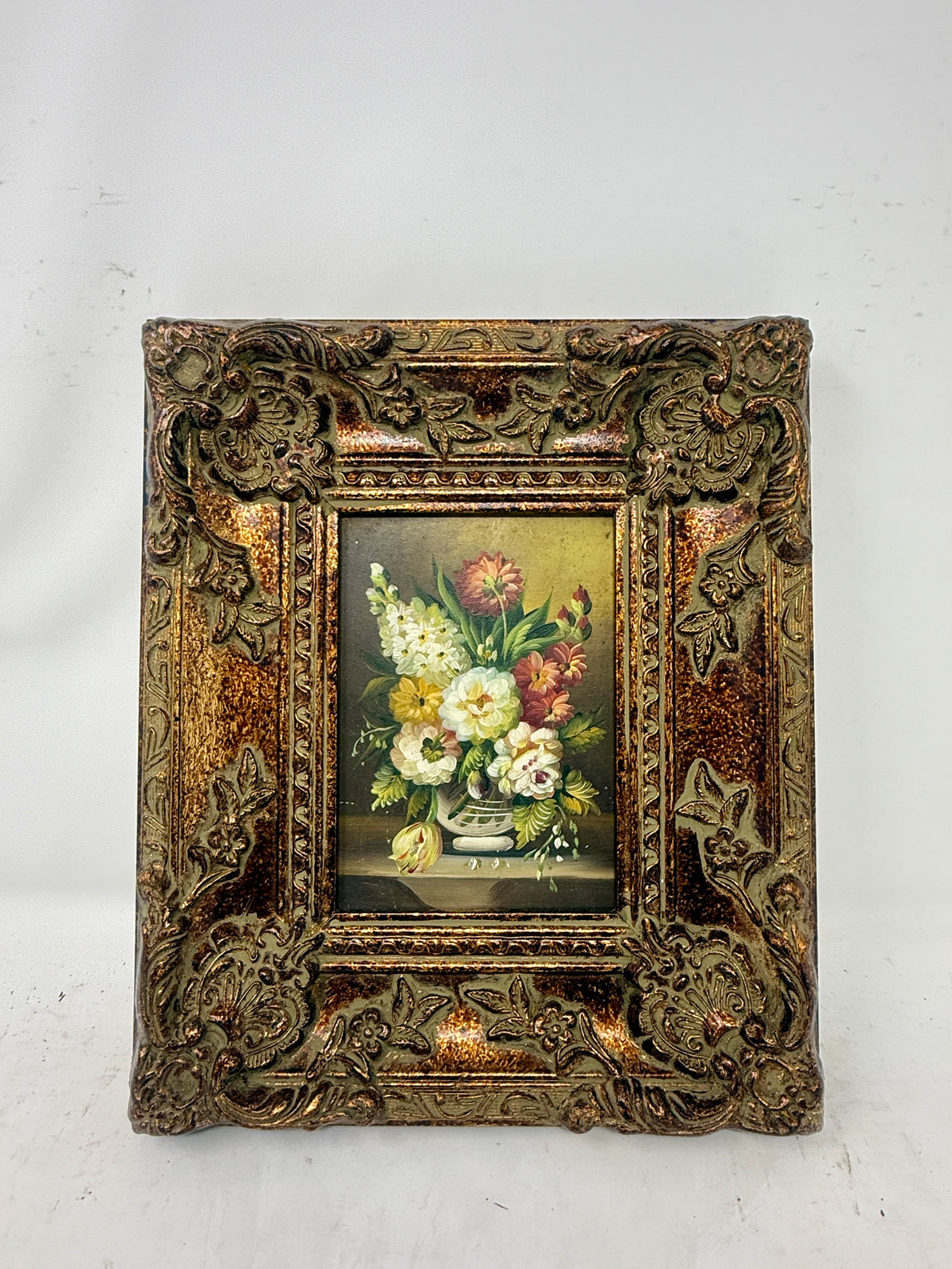 Framed Floral Oil Painting | Traditional Gold Frame Decor