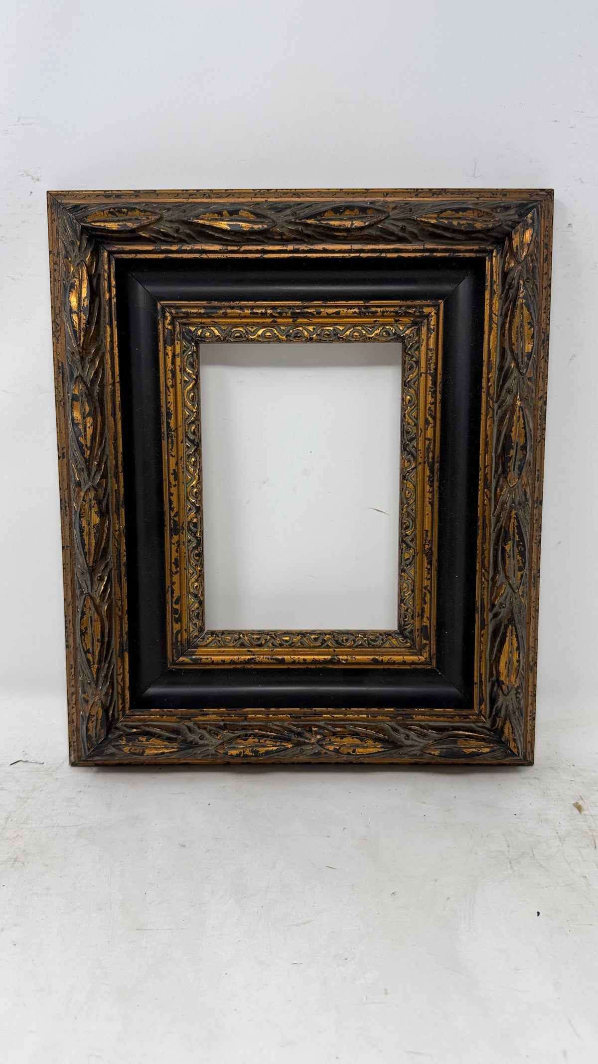 Ornate Black & Antique Gold Picture Frame