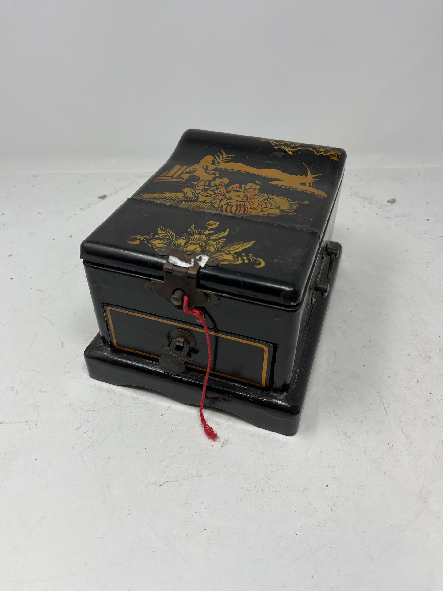 Elegant Vintage Chinese Black Lacquer Jewelry Box with Gold Detailing and Mirror